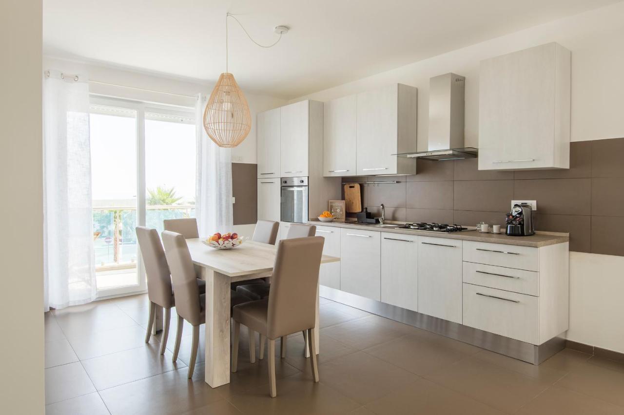Casa Tiziana - Apulianstay Group Монополи Екстериор снимка